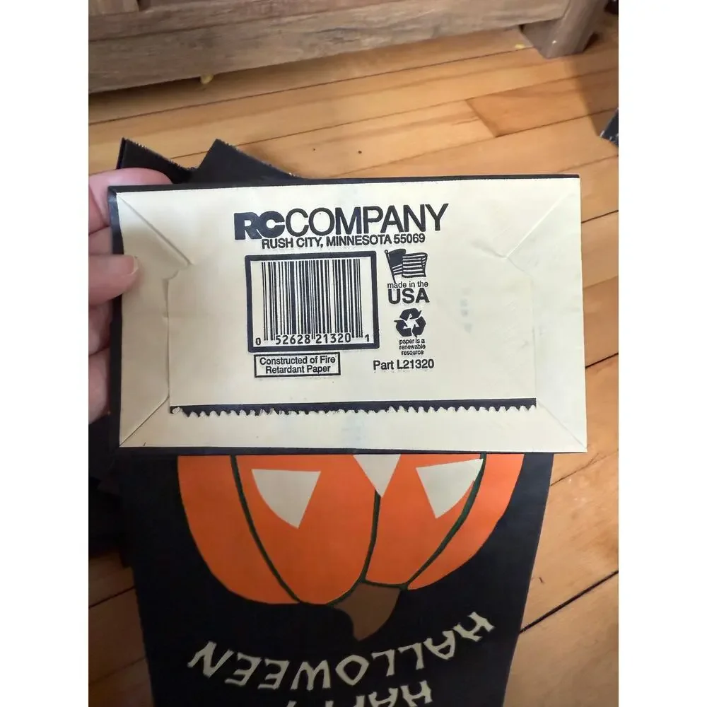Vintage‎ Happy Halloween paper bags from the 80s/90s